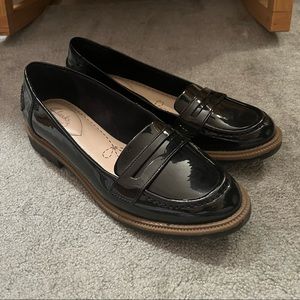 Clarks Womens Patent Leather Loafers